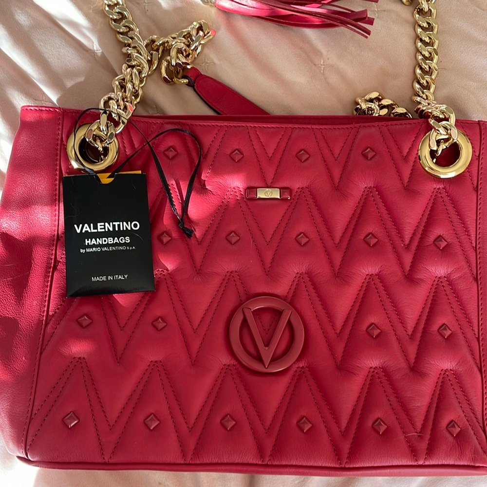 Red with gold chain shoulder bag